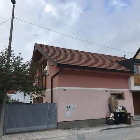 Buzahouse לובליאנה